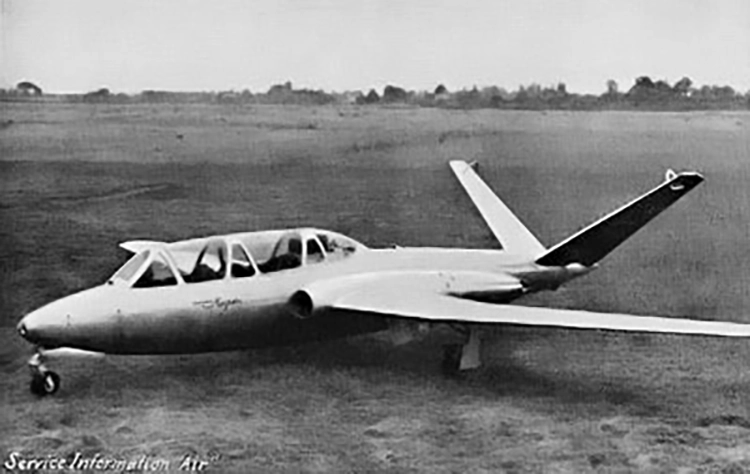 Prototype 01 du Fouga CM170R, photo prise avant son premier vol